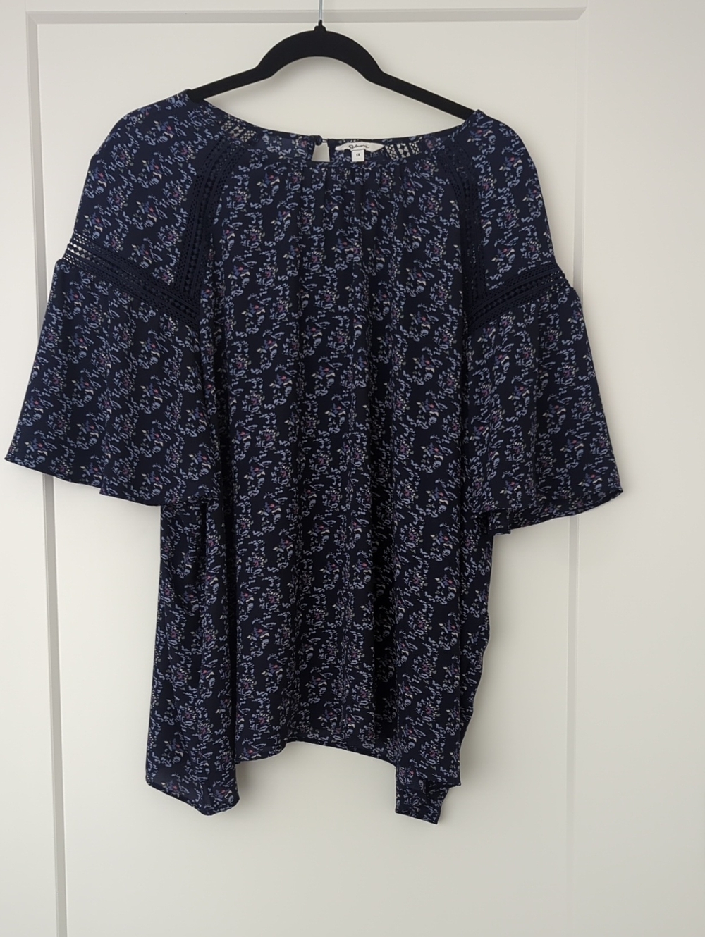 Reitmans Navy Floral Bell-Sleeve Blouse